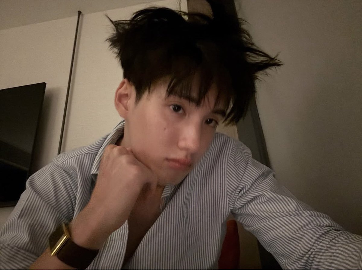 pimpimpim___'s tweet photo. @phutatchai รูปนี้เลยยย boyfriend material makkk🩷 https://t.co/MORIcL0tN4