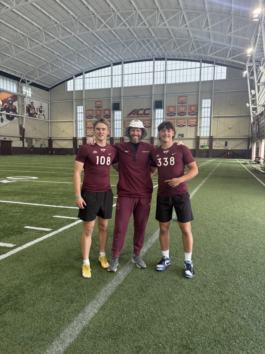 imjamesthorley's tweet photo. Had a great time at the @HokiesFB camp yesterday! I charted perfect on field goals and hit some good punts. Thank you @CoachWood88  and @CoachDShearer for putting on a great camp!

@HKA_Tanalski @moorepete18 @LakeBraddockFB @mdoc376 @Coach_Bo58 https://t.co/snyjp2YuTG