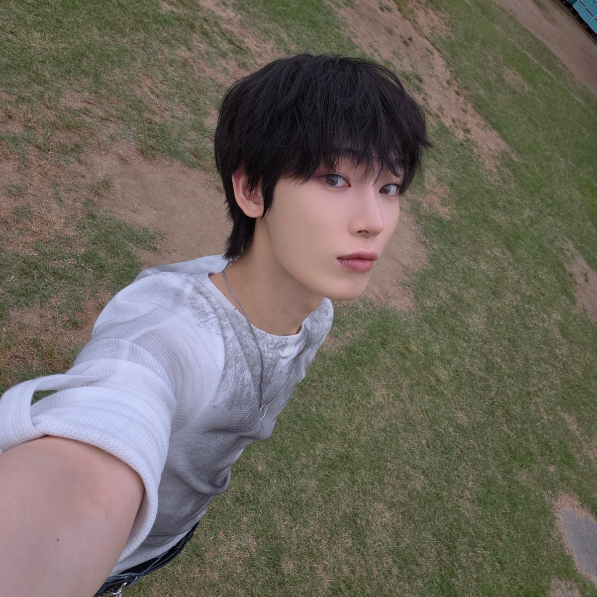 lovingsunsun's tweet photo. 260606 weverse post #SUNOO

🦊 weversecon♡ https://t.co/llykl6n4vP