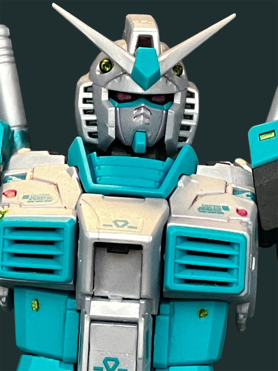 nuigulumar86's tweet photo. RG RX78ガンダム初音ミクver
スミ入れ、部分塗装、付属のデカール、半光沢トップコート　#ガンプラ
↓に続きます https://t.co/DEVeqKQZjH