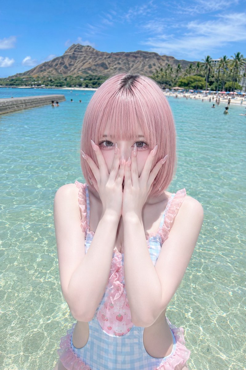 SissiYulia's tweet photo. プールの水中でわざとっぽくぶつかってくる男の人ってやっぱりそういう目的？？ https://t.co/EBGqXteK5F