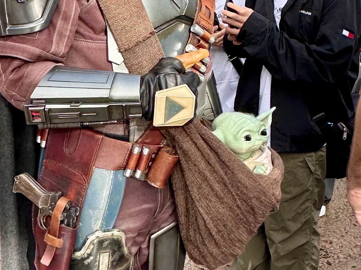internetman's tweet photo. #StarWars #スターウォーズ #ギャラクシーズエッジ #マンダロリアン #グローグー #ディズニーワールド #フロリダ https://t.co/CjwBeOu8sR