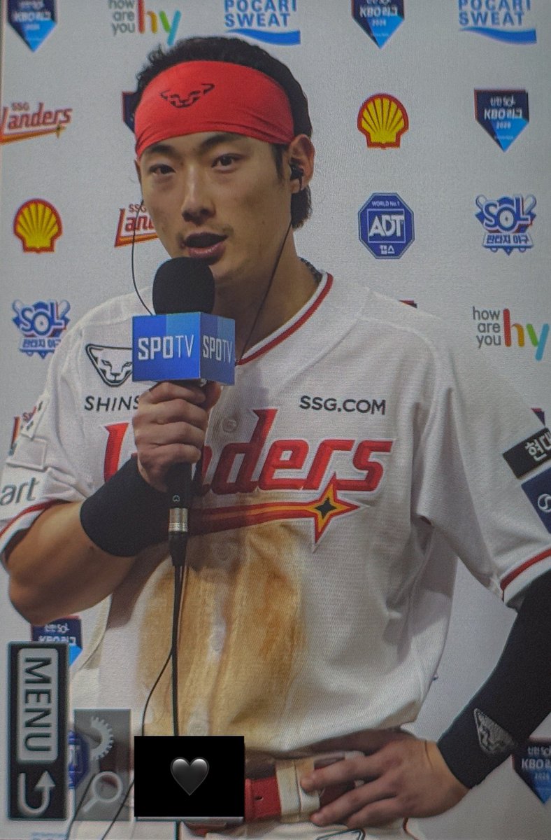 밤톨²⁹ tweet media