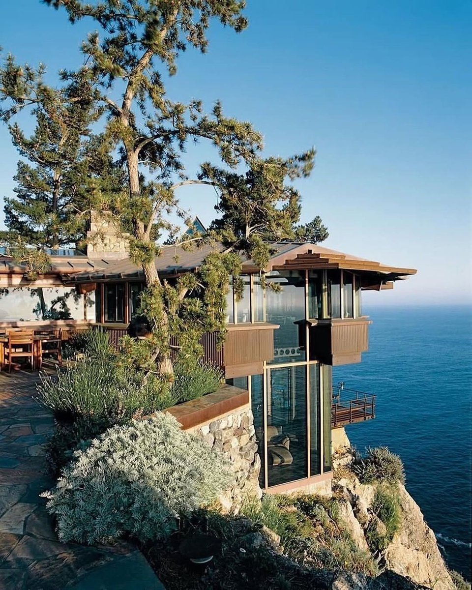 hutdesigns's tweet photo. The iconic Partington Point House, originally built by Richard Clements and deeply renovated by Mickey Muennig https://t.co/54kQw9X0Le
