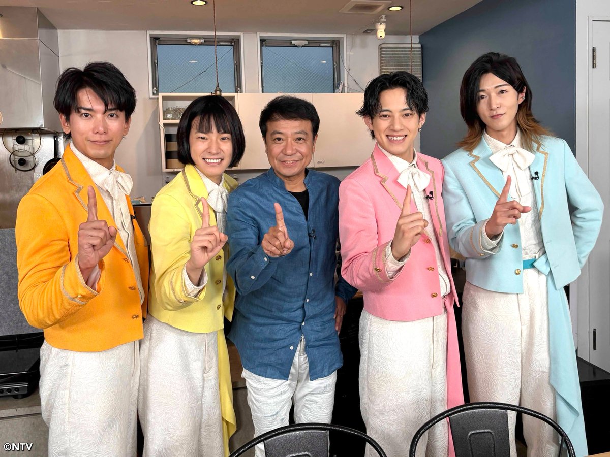 shu1tv's tweet photo. 明日のシューイチ☝🏻
8時25分頃からは中山のイチバン❗️

SNSを中心に旋風を巻き起こしている🌪️4人組グループ #モナキ を直撃💥その人気の秘密と素顔に迫ります🫣💫

なぜ今のおかっぱスタイルに❓
デビューして起こった生活の変化とは❓
普段言えないメンバーへのクレームも飛び出しました💥 https://t.co/MDb2qFCPKq