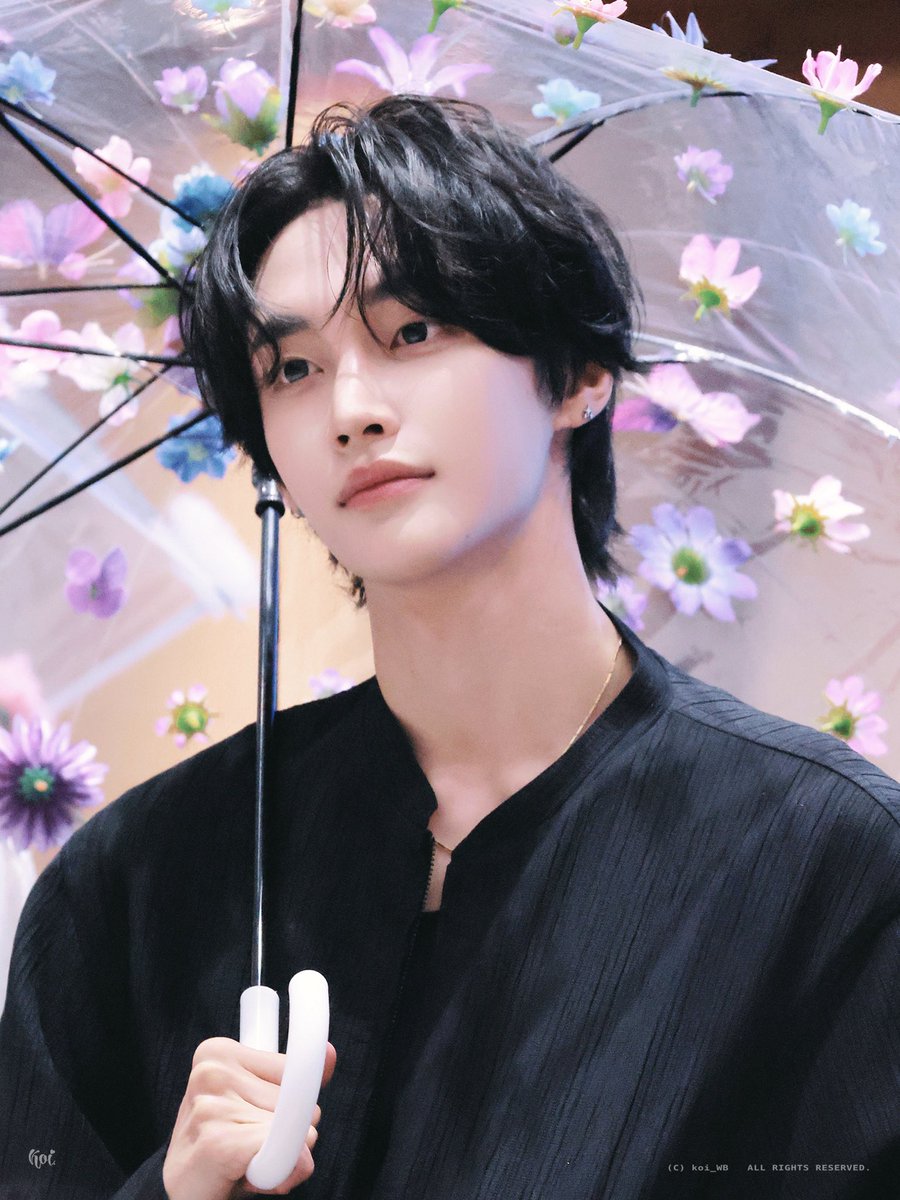 koi_WB's tweet photo. 260606

#RIIZE #라이즈 #원빈 #WONBIN https://t.co/yqEIPKHufp