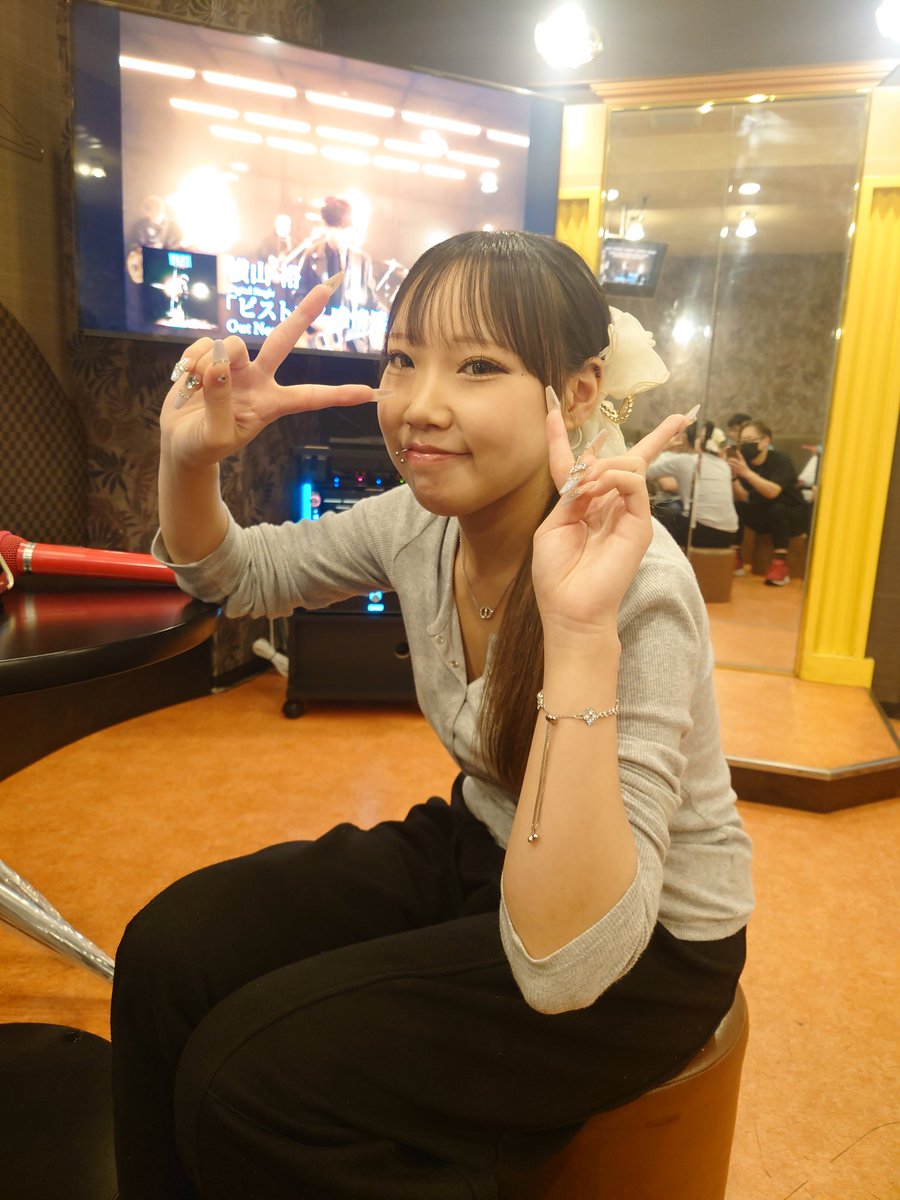 shuchi884's tweet photo. 久々にオタ活した。
普段のライブとは違う姿にキュンキュンした🥰
#LILIUM
#いろは
#まほ https://t.co/GobILQnfKn