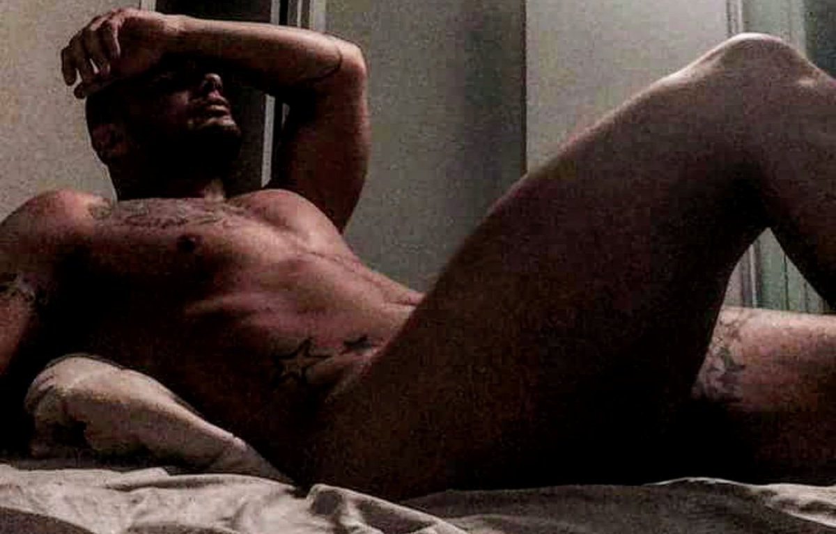 SuaveSecretsSS's tweet photo. Can I lay by your side? https://t.co/cOyCxRmAMT