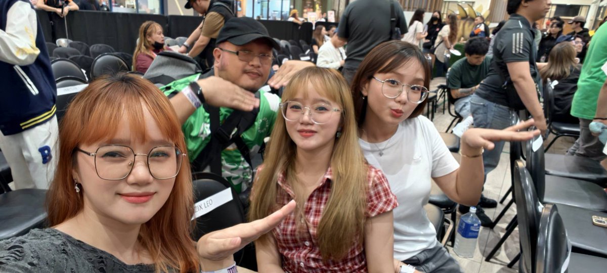 siopaomaster's tweet photo. Seeing my forever kami oshi and the duran twins again after so many years

@faithshanrae https://t.co/A9xelgGuTZ