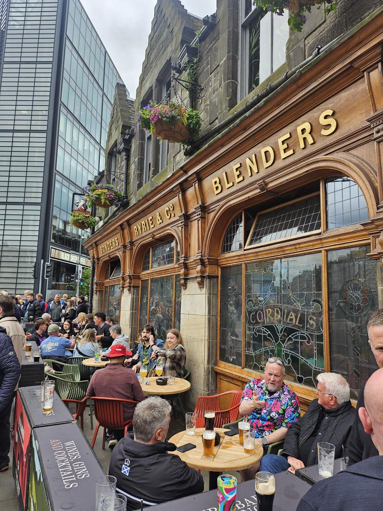 mottleyG's tweet photo. Few Bulls tops https://t.co/QWB2T6ED5J