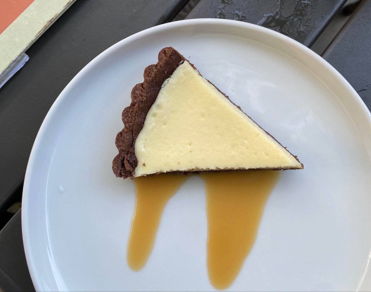 hellokris16's tweet photo. 🍵🍰 https://t.co/1vB1p9vRrD