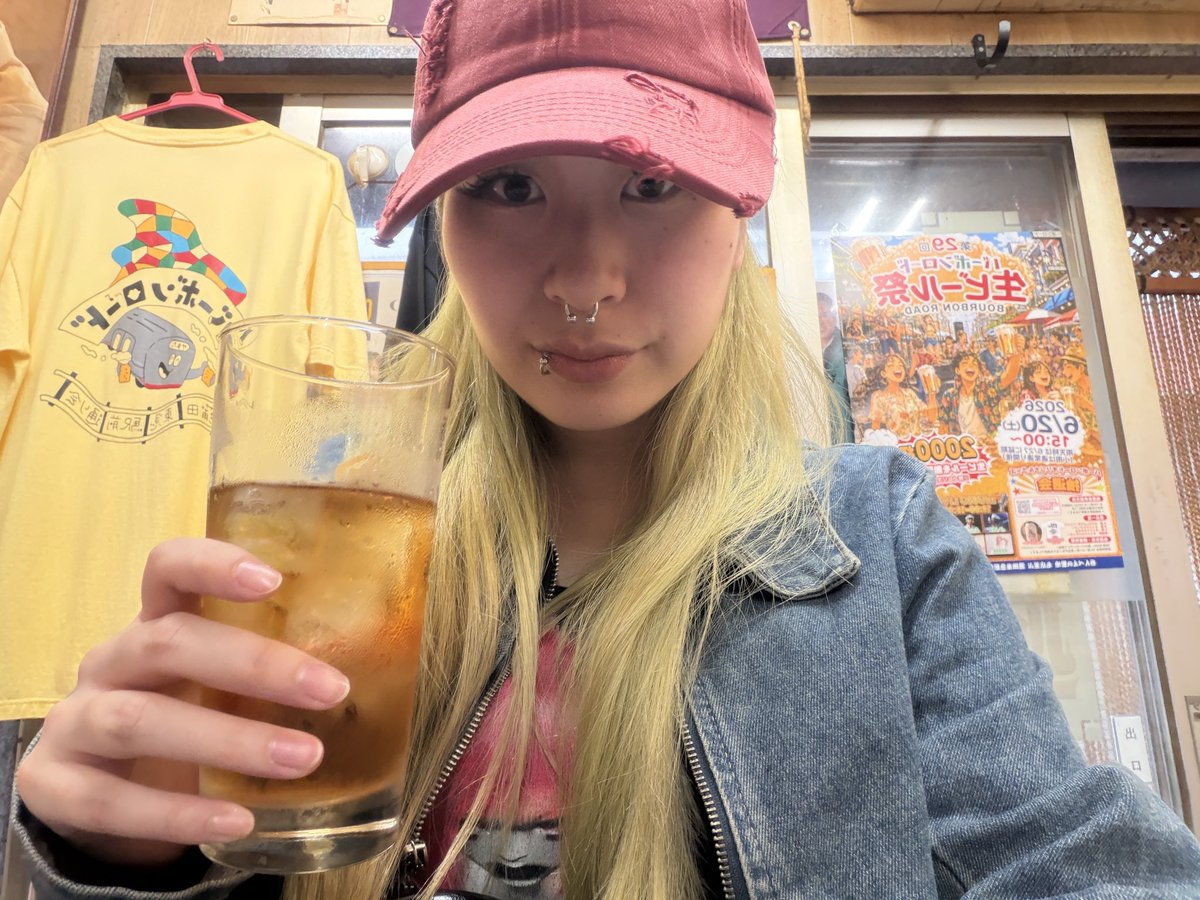 RSDriorio's tweet photo. 今日は眉ありりおさんです。久しぶりに
大会前日なので（？）昼のみ
今から練習！！！明日応援してねん https://t.co/IDXwStMngr
