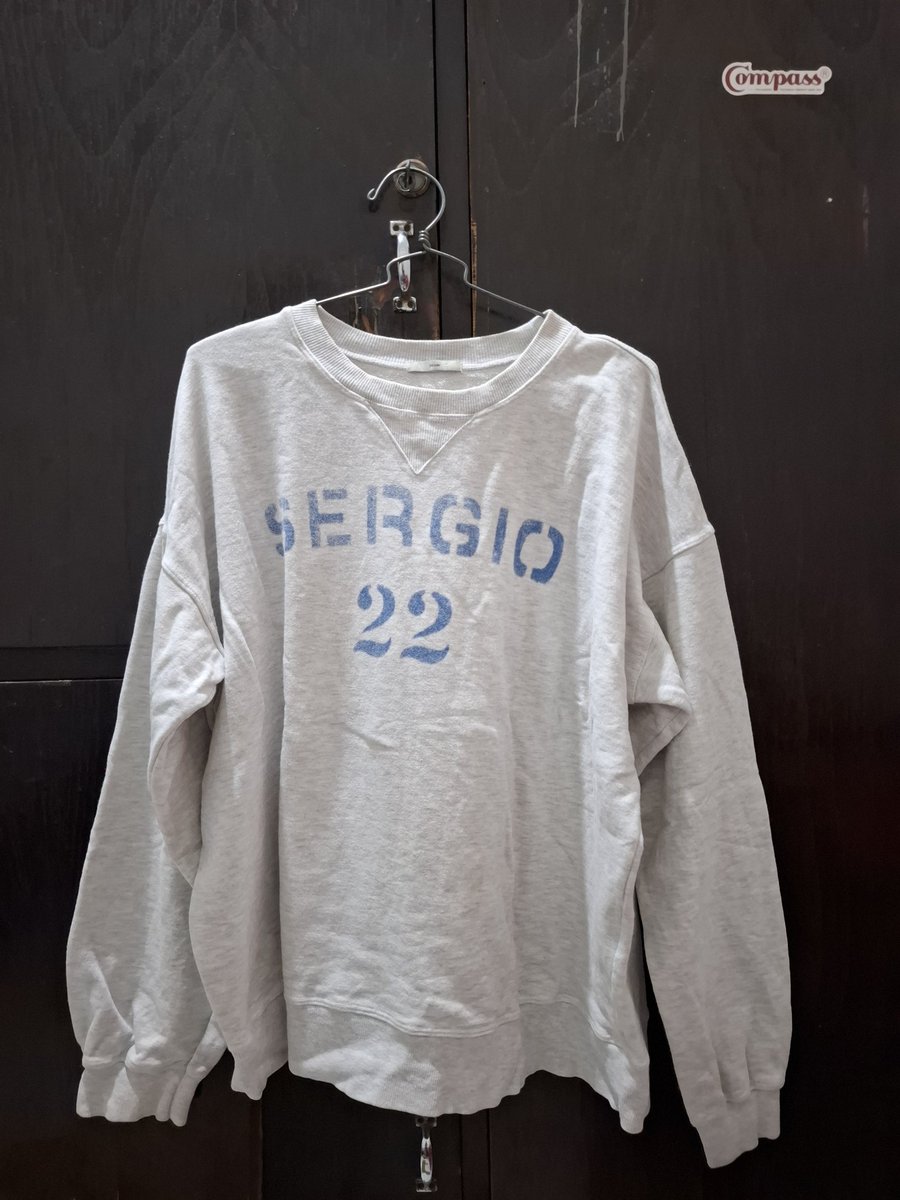 ARevadhell10680's tweet photo. hii gaiss, aku lagi preloved bajuu dan ada celana new belum dipake samsekk karena kekecilan, range harganya 10k - 35k yapp, untuk detailnya bisa langsung chat pribadi, terimakasiyyy #preloved #zonauang https://t.co/t8FX3jyNv9