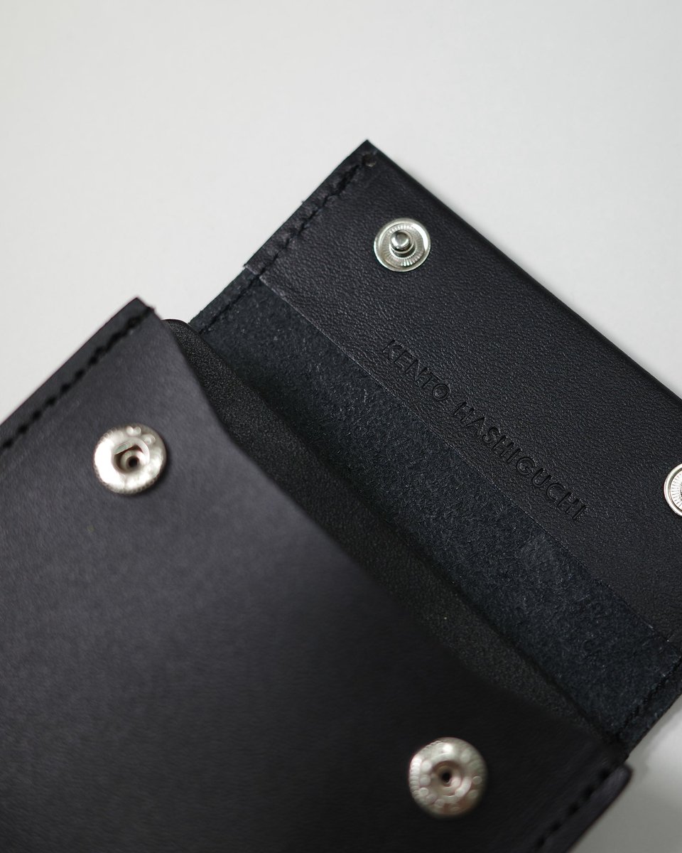 KentoHashiguchi's tweet photo. half wallet https://t.co/B2kNdrNpIy