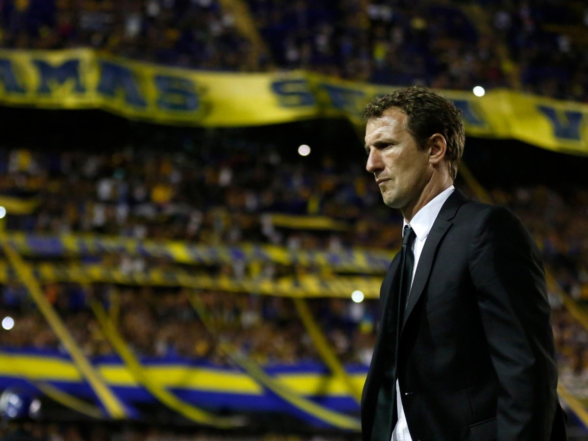 Ezekissarmy's tweet photo. Solo resta lo económico..... Y el detalle de su cuerpo técnico.
Dió el si para volver a dirigir a Boca https://t.co/Y56bfptkdW