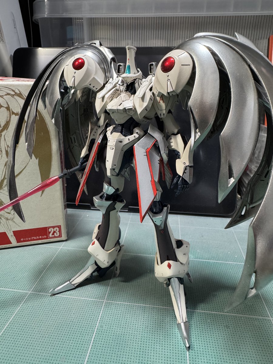 royalhouse_03's tweet photo. オージェ出来た〜

た、大変だった……_(´ཀ`」 ∠)_ https://t.co/eBAqmk0GnC