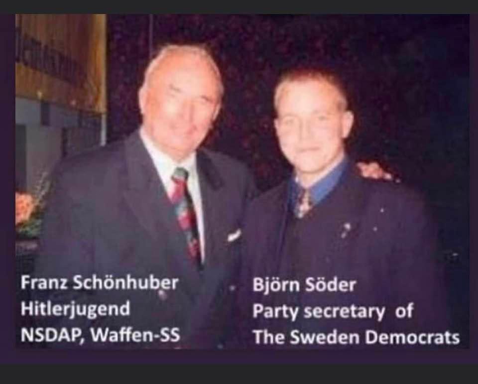noppelina's tweet photo. @ek243497 @PSmedd @libera_impera @susannasilfver Haha. Ja och? Att sd dryper av nazism är ingen nyhet. Att de hade Ungern som föredöme har de hävdat länge men skickade ut ett internmail att inte säga det öppet. Att Björn Zöder är den mest homofobiska i riksdagen som anser att Homosexuella är parasiter. Osv https://t.co/DVDAi3BSUi