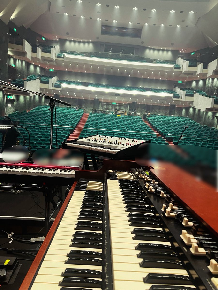 8ch_piano's tweet photo. 高橋優 15th ANNIVERSARY SPECIAL LIVE TOUR 2025-2026「自由たる覚悟、然として奏ず」 @ 京都・文化パルク城陽プラムホール、無事終了！盛り上がり凄かったので演奏に力が入りました。
メンバー紹介で「北宇治ファイト、オー！٩( 'ω' )و」をやらせて頂き幸せでした…
#自由悟然
#響けユーフォニアム https://t.co/NFg3wrMfRo