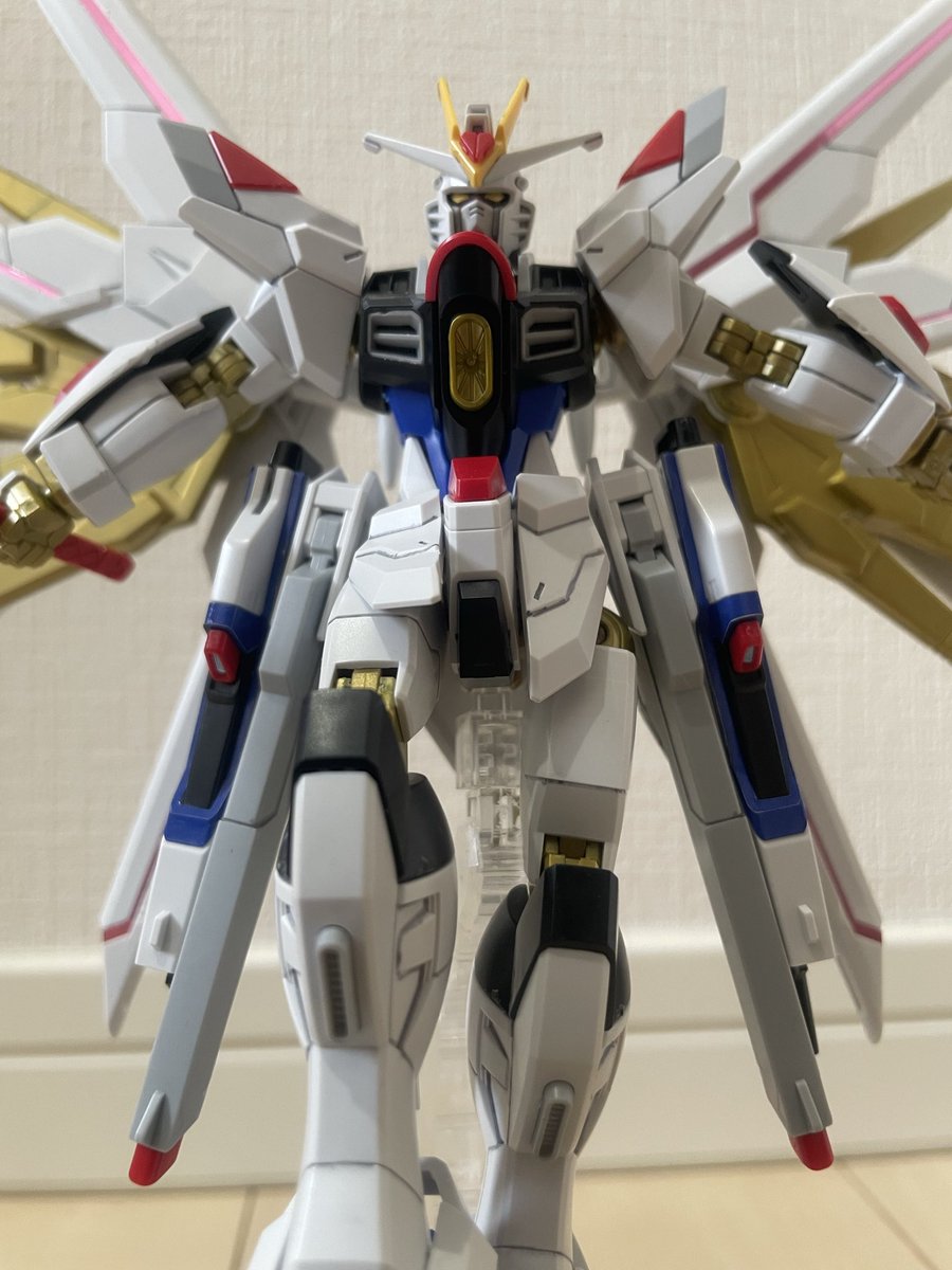 ImaKitter's tweet photo. HGマイティストライキフリーダム！
かっちょええ…
#ガンダム #ガンダムSEED #マイティストライクフリーダム #ガンプラ #素組み https://t.co/7C6AfJx0MM