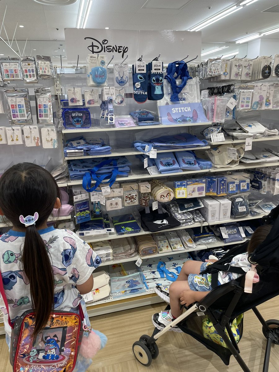 Rena0204's tweet photo. こないだと他の店舗のキャンドゥ🩵
またたくさん買えた🤩 https://t.co/Dwjo9Rd5ag