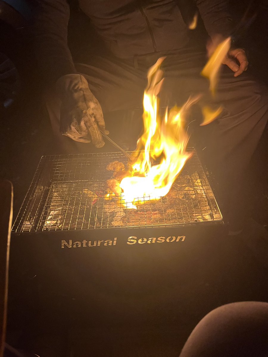 Jhankrood's tweet photo. 息子のお食い初めも無事に終わったので、嫁さんと二人で庭先でホルモン焼きました https://t.co/5fHpKBUSqf