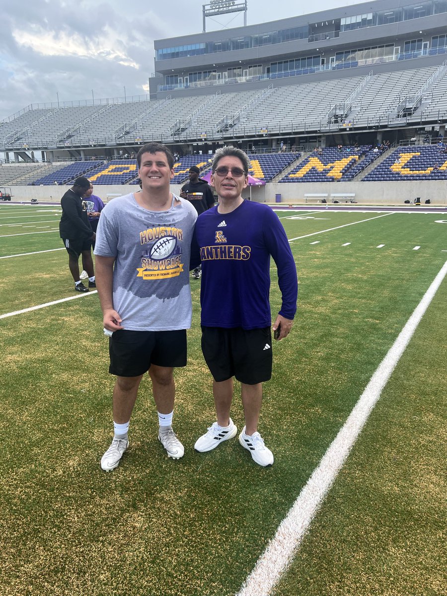 William_Canovas's tweet photo. Had an amazing time at the @pvamufb_ camp !! Thank you @CoachmartinezOL and @_thechaysetodd_ for all the great coaching!!  Thank you @CoachThurm87,  @coachlangford46, and @CoachAdayMac11 for the great conversations!! @clhstxathletics @Coach_EA31 @tapps247 @TXPSMedia @TXPrivateFBGuy @CoachJeffBowen @coachmertensSLU