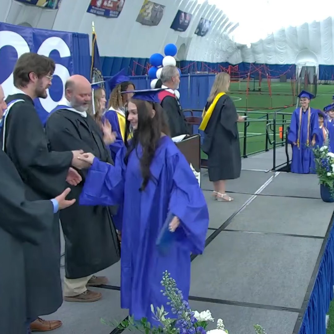 Evitcefed's tweet photo. My littlest baby is a high school graduate 😭 https://t.co/7ZvOMKLT4p