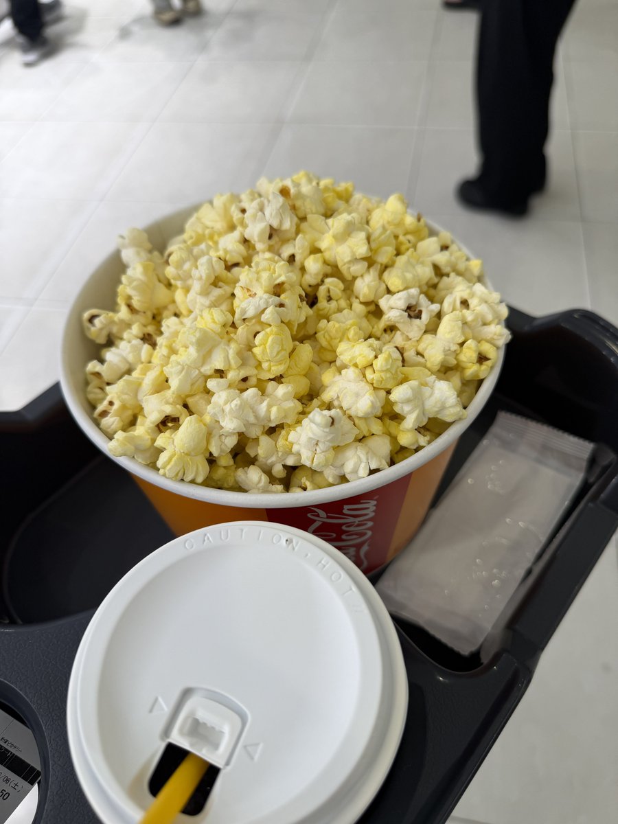 akia_aloha's tweet photo. ポップコーンセット食う、、、 https://t.co/4MD5Avflr3