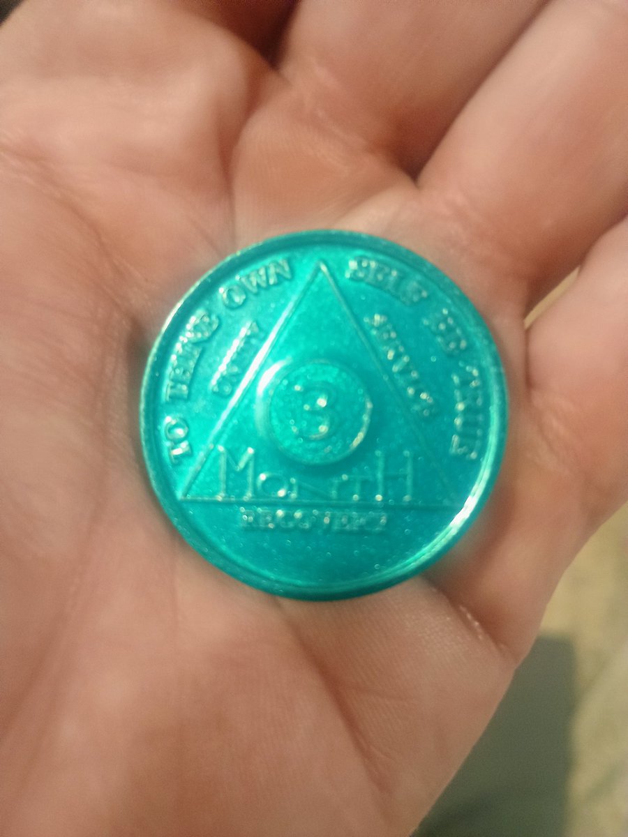 JBang66693's tweet photo. Got my 90 day coin last night!!!
#SoberShit https://t.co/1HR5dGLnJM