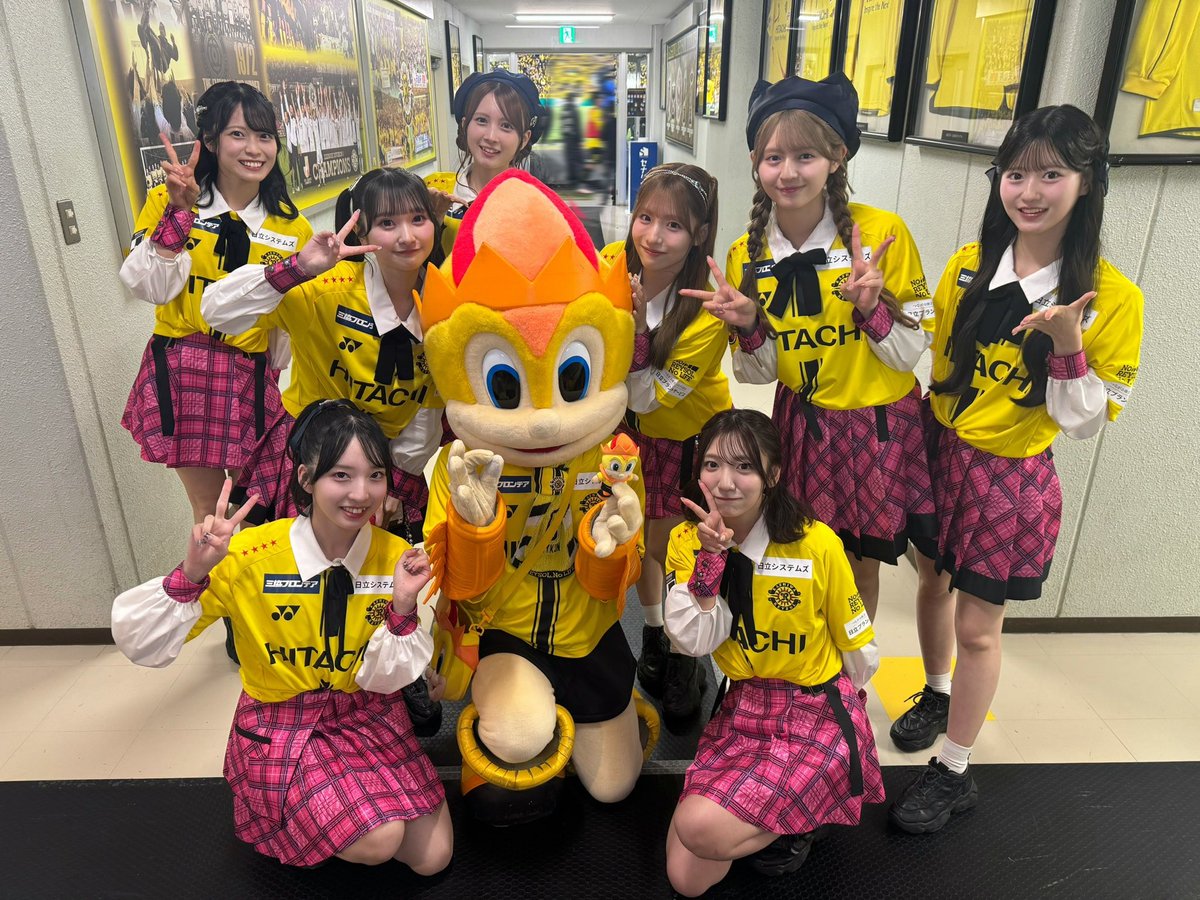 azuki_yagi0322's tweet photo. #柏レイソル 「明治安田J1百年構想リーグ プレーオフラウンド第2戦 京都サンガ　F.C.戦にてパフォーマンスさせて頂いきました！
ありがとうございました💛📣⚽️

初めてのサッカー観戦もとても楽しかったですし、特別リーグの最終戦という大切な日に
応援ができて嬉しかったです！

これからも応援しています！
本日は本当にお疲れ様でした✨