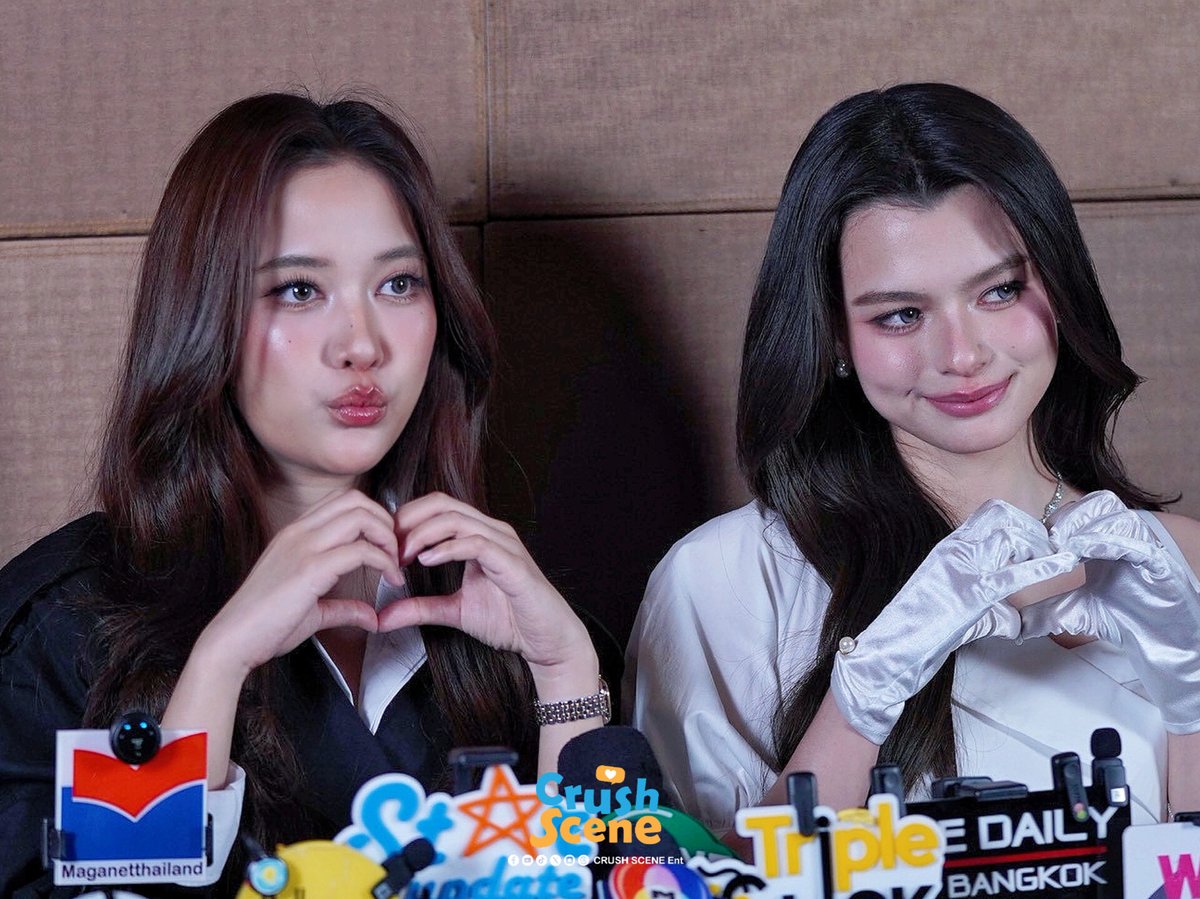 CrushScene_Ent's tweet photo. หมวดจิ๋วจะปกป้องเจ้าหญิงเอง ปิ้ว🤍✨️

“ฟรีน - เบค” ช่วงสัมภาษณ์ก่อนเริ่มงานเสน่หาวาโย EPISODE 4 PREMIERE

THE AIR CROSSING THE LINE
#เสน่หาวาโยตอนที่4 
#srchafreen #beckysangels‌
#ฟรีนเบค‌ #FreenBecky‌ #CrushSceneEnt https://t.co/mlWr7IFuhy