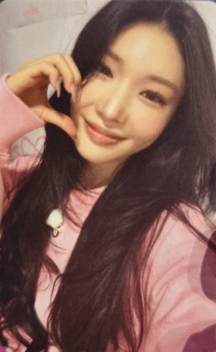 ultskimchungha's tweet photo. [PLS RT] WTB / ISO (BUY ✔️ SELL ❌)
CHUNGHA PHOTOCARD
구매하기 청하 포카 양도 Thailand Concert 

DM으로 제안해 주세요 please dm 🥺🤍 

한국창고 / 한국은행 / 영어와 한국어 / #청하 #CHUNGHA 청하 포카 양도 포토카드 chungha photocard pc https://t.co/pGLxTVFOyj