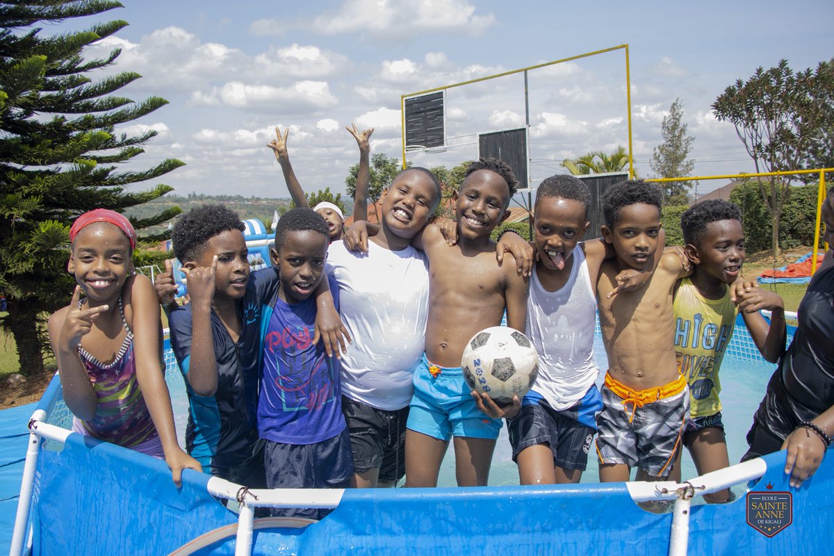 ESAK_Rwanda's tweet photo. We are entering summer mode like this with P3.
Thank you @ParkSanitas for hosting us. https://t.co/bam2sV08RC