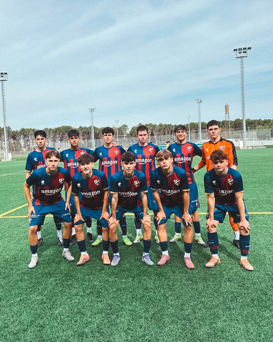 CanteraSDHuesca's tweet photo. Victoria en la Base Aragonesa, en la semifinal de la final four. Partido muy tenso y muy igualado, que se resolvía por la mínima.

🏆 #DivisiónDeHonor
✅ Victoria
SDH Cadete A🆚Oliver CD

#CanteraSDH 🔵🔴 https://t.co/mjhm4Lu9mx