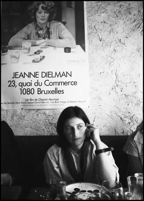 chatplin35's tweet photo. Une pensée pour #ChantalAkerman en ce jour anniversaire. Elle nous manque ! https://t.co/J6kzmjyPL8