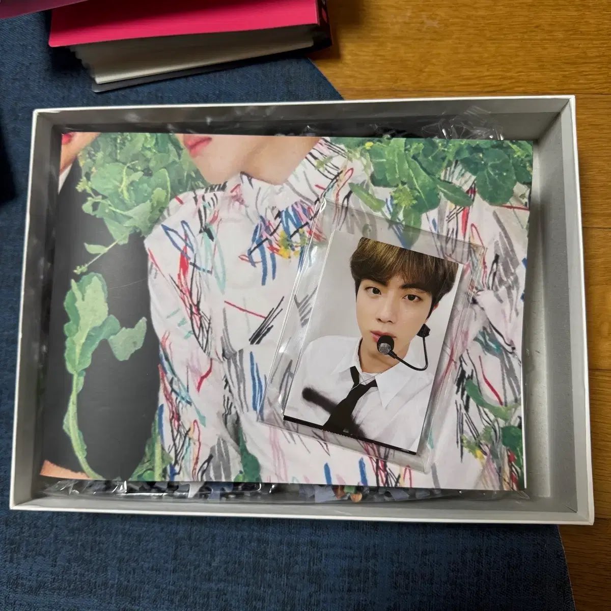 eeip1365's tweet photo. [ดีลเกาหลี]
Set 4990 บาท 
ได้แค่การ์ดค่า🙏

ชำระรอบเดียว ส่งแอร์
#ตลาดนัดบังทัน #ตลาดนัดรถไฟบังทัน #ตลาดนัดBTS #ของสะสมบังทัน https://t.co/I0KAZ9E8Ng