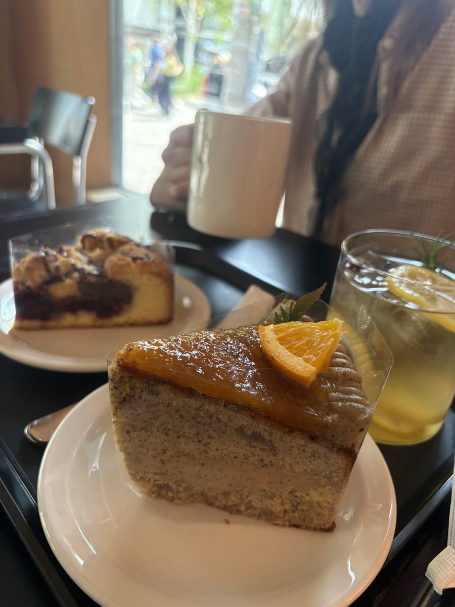 wataametoukai's tweet photo. 韓国ソウルへ行って来たよ🇰🇷
現地のご��あまり食べられなかった
次回は計画的に行こうと思う
#韓国旅行 #韓国グルメ #Seoul #COEX https://t.co/Mz1v3UT6dx