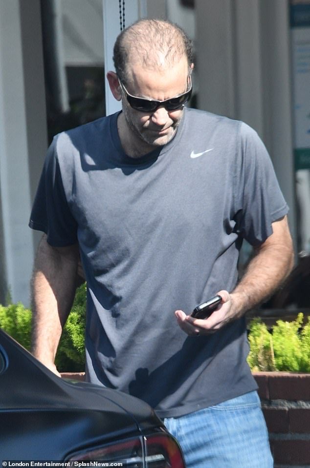 Delilah82111's tweet photo. @systemfa1lure_ Oh look, it’s a Pete Sampras bot showing me they can see the websites I have open on my phone.

Anyway, WHY WAS PETE SAMPRAS BEING SO DISRESPECTFUL TO HIS CANCER STRICKEN WIFE BRIDGETTE WILSON????? https://t.co/JR5cdpTrP3