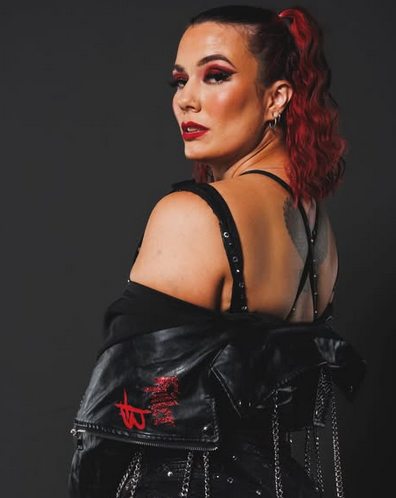 NastyNadiaPW's tweet photo. Just a humble pro wrestler, ma'am https://t.co/Br8kNE1P3K