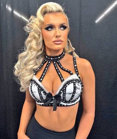 abe112983's tweet photo. I want everyone to remember what I said when they hired Mariah. That they brought her in for one purpose, to put over Tiffany. In 3 months when the feud is over and she’s destined for mediocrity, I’ll be proven right, per usual #AEW #WWE https://t.co/db1LfCMR5S