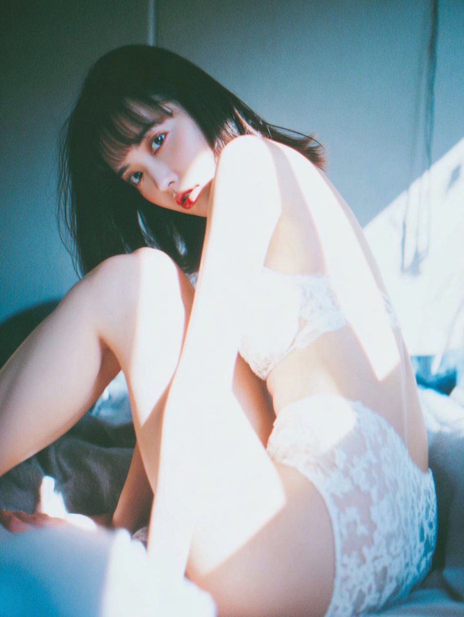aitoai_creative's tweet photo. まぶしさに隠れて https://t.co/1YpMWTnhCk