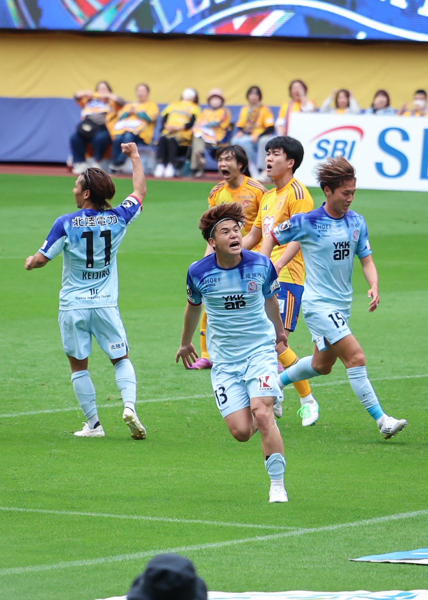 junneo0924's tweet photo. 2026/06/06
J2.J3 百年構想リーグ プレイオフラウンド第2戦
ベガルタ仙台 VS #カターレ富山
深澤壯太 選手
(@fsota0320)
土壇場の後半アディショナルタイムに同点のヘディングシュートを炸裂させ喜びを爆発させる深澤選手🔥
#深澤壯太
#NoLimits
#ポートレート
#portrait
#キリトリセカイ https://t.co/Gm5n4CZUrS