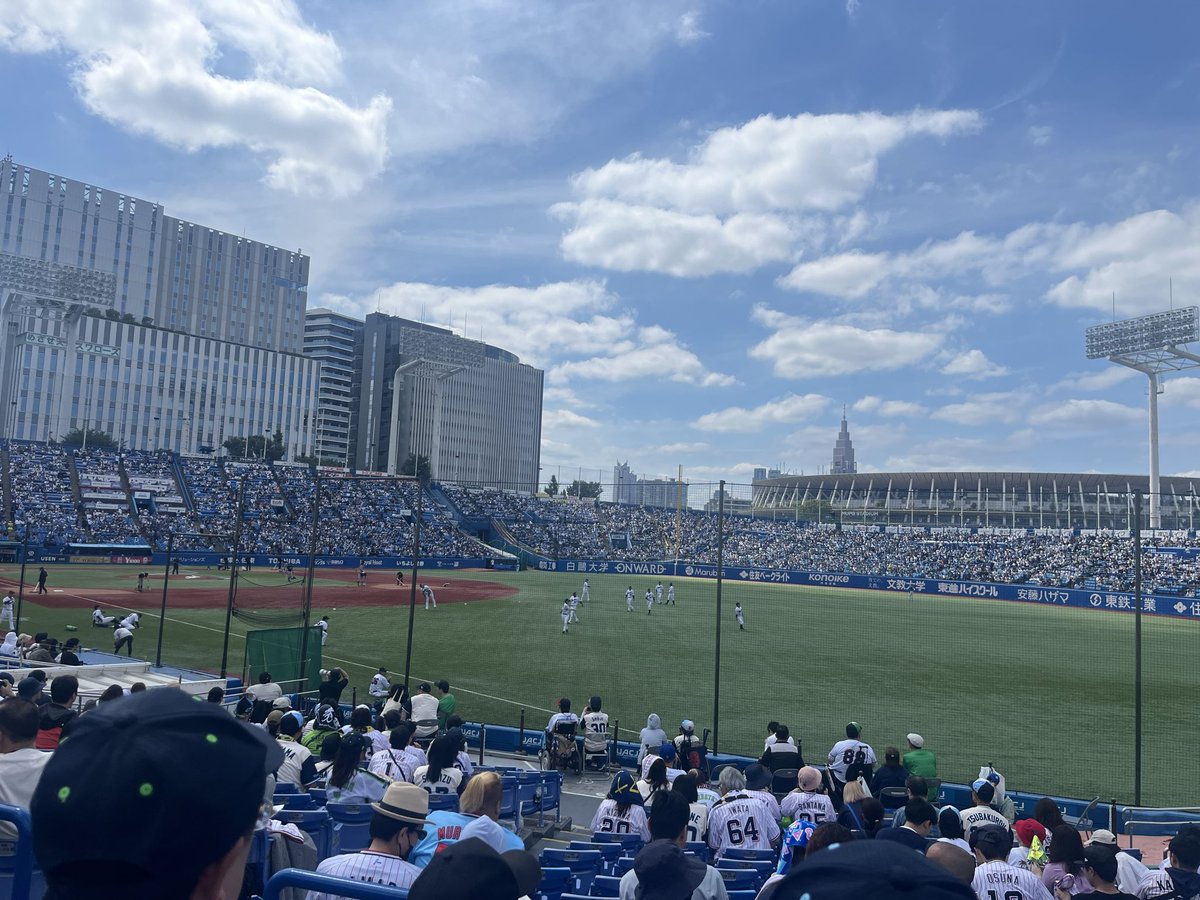 nowa61001's tweet photo. 若干熱中症になったけど初神宮楽しめた！
また来るよ〜
#東京ヤクルトスワローズ
#神宮球場 https://t.co/DSSZuhpwit