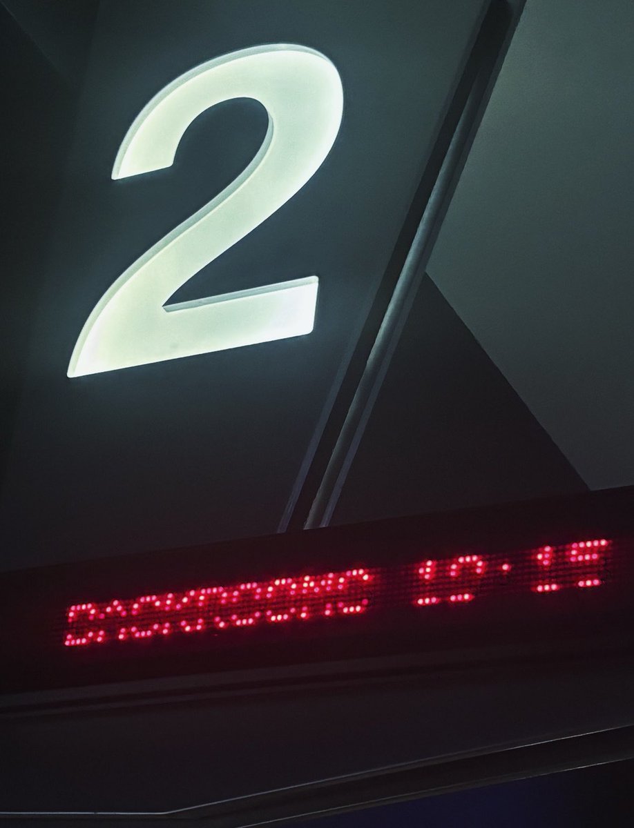 b3auish's tweet photo. NOW WATCHING: BACKROOMS https://t.co/CxV0csNXzk