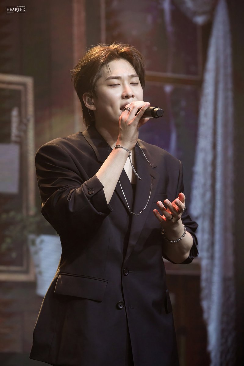 HS_Hearted's tweet photo. [2026.05.30]
2026 BOYFRIEND FAN-CONCERT :
Our 15th Season
현성✨️ (10-14/17)
#BF #현성 #HyunSeong #Boyager6 https://t.co/rwJXL5cQ49