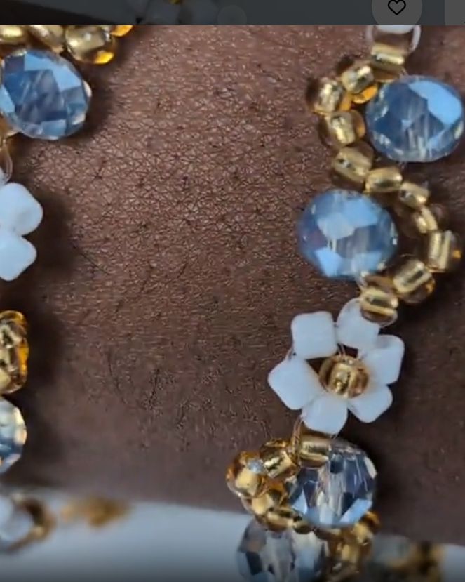 mytarooka's tweet photo. Beautiful flower bracelets that add instant class to any outfit—perfect for casual or formal occasions. Get yours for just 18. Grab one today! #FlowerBracelets  #FloralJewelry #Accessories 
https://t.co/9gbG7LFXt8 https://t.co/Ql8MydCcrn