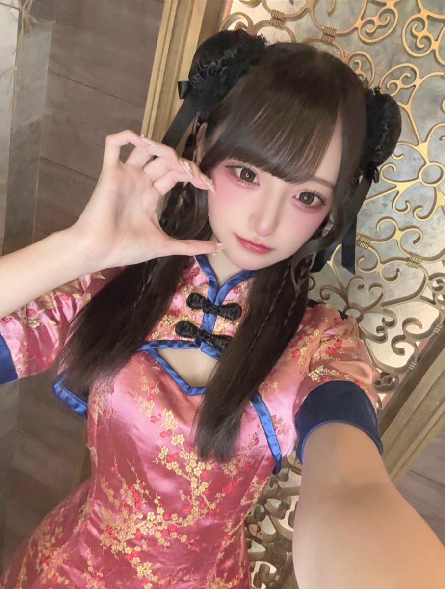 Yuzu_wg's tweet photo. お手伝いさん到着しました〜ᴖ ̫​ᴖ

#秋葉原コンカフェ  #コンカフェ  #魔女の箱庭  #ウィッチズガーデン https://t.co/0qygyV28Xj