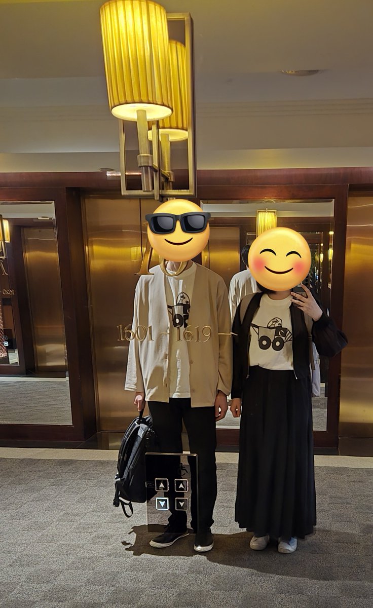 moco_nta's tweet photo. たかはらさん(@ppp_tk_)さんのTシャツがお得に買えるチャンス⚡️⚡️⚡️

台湾旅行、旦那とお揃いしました𓅪𓅪 https://t.co/3C4yvr0iRW