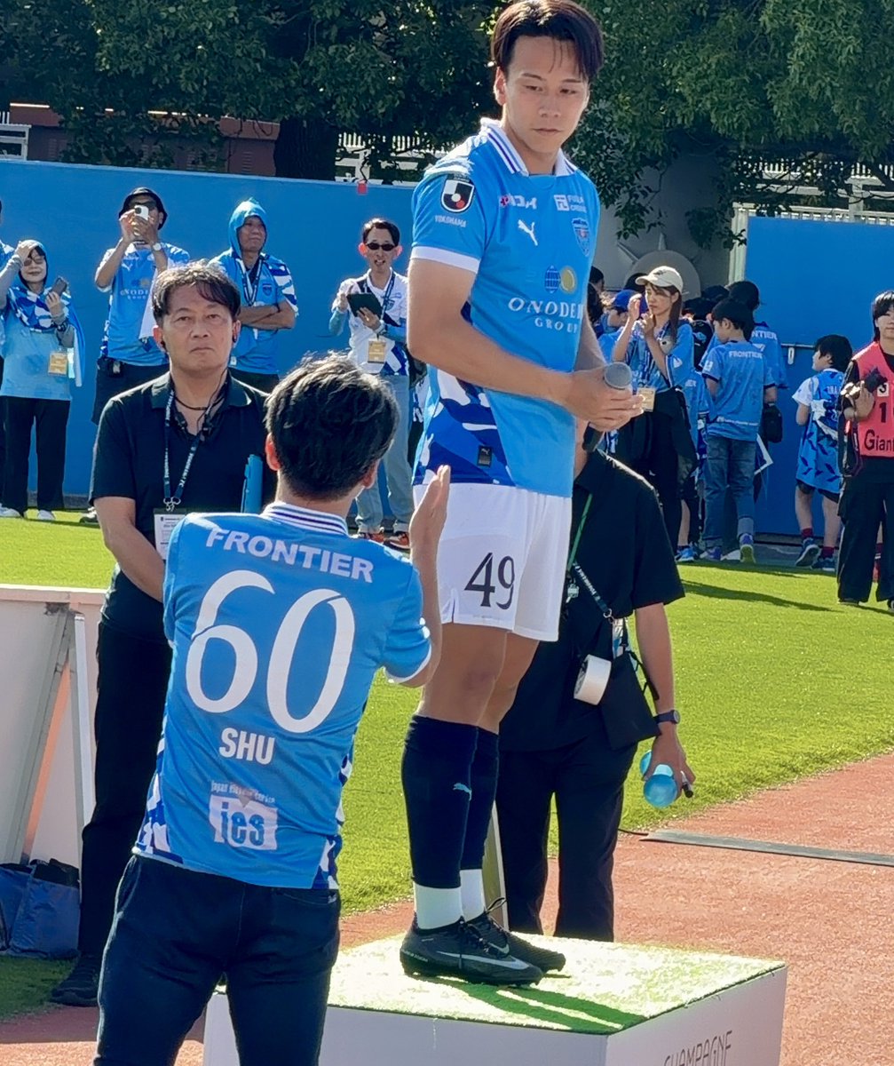 yfc0317's tweet photo. 100年構想リーグホーム最終戦⚽️
6連勝！！！
Fカードランダムなのにまさかの2人😳😳

今節、仲良くして下さった方ありがとうございました🥺✨

26-27シーズンもよろしくお願いします🙇‍♀️ https://t.co/UNNPvt1eWg
