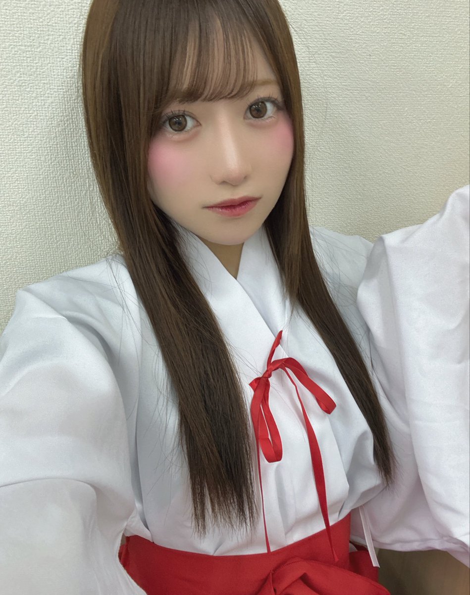 Momo_MATEMATE's tweet photo. きみにご利益がありますよーに♡ https://t.co/NkV5ysD3Px